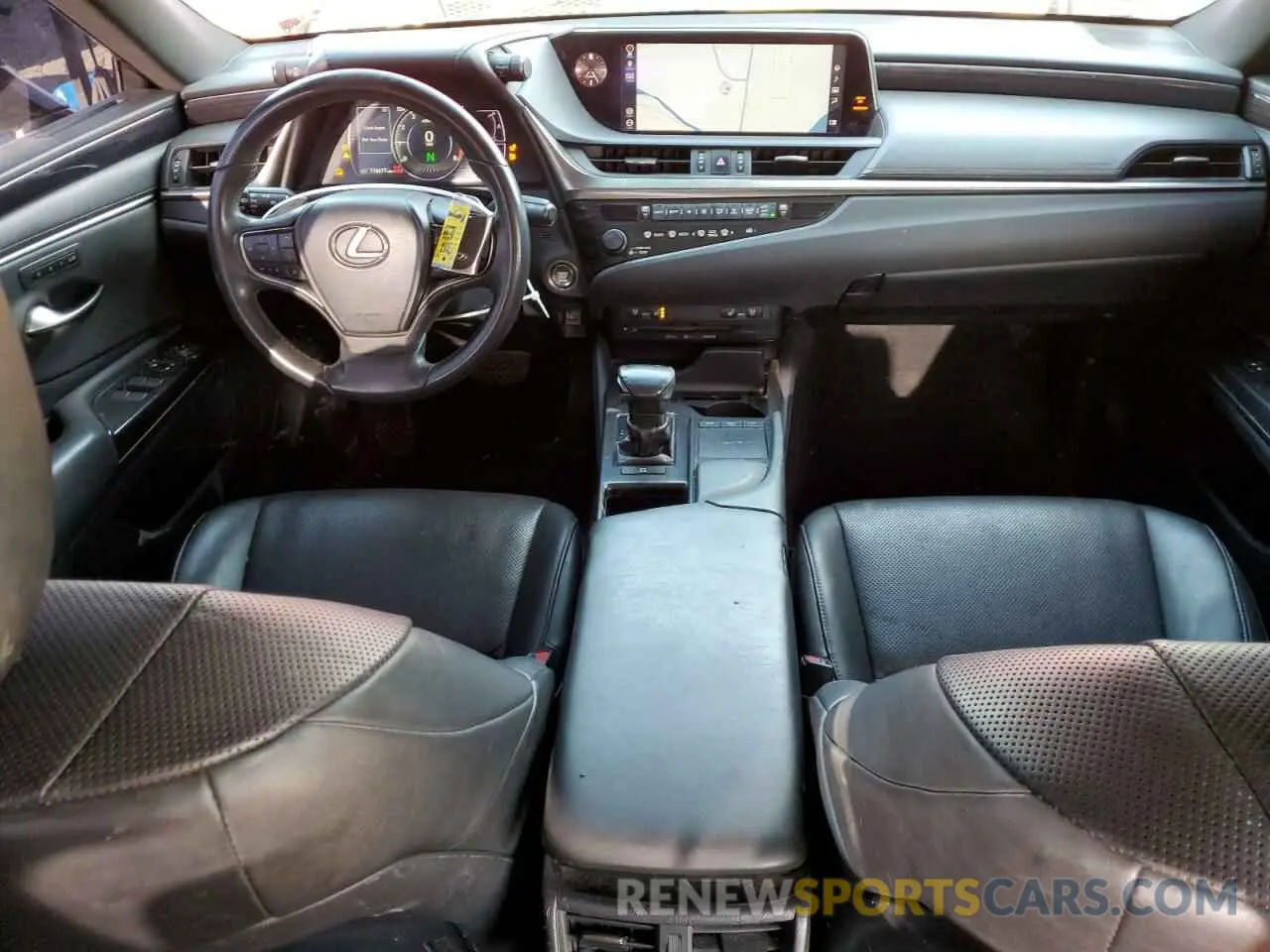 8 Photograph of a damaged car 58ABZ1B11KU008960 LEXUS ES350 2019