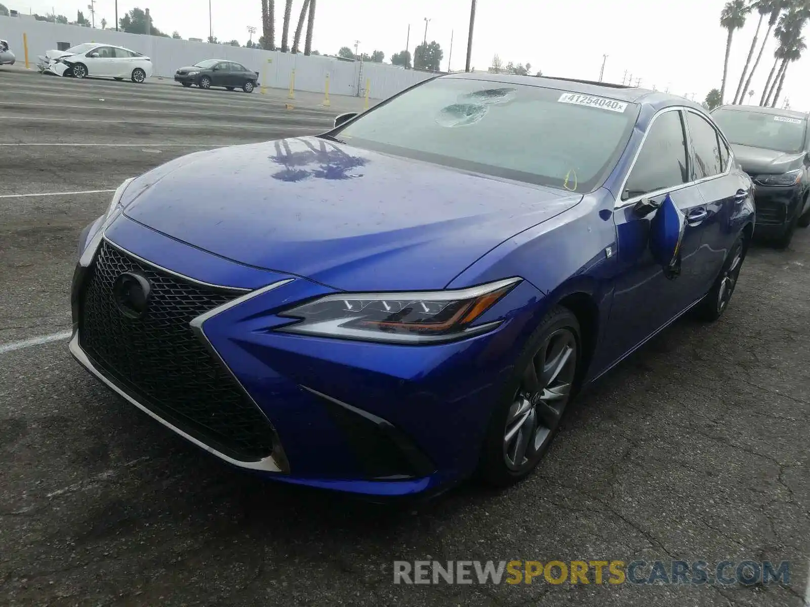 2 Photograph of a damaged car 58ABZ1B11KU010322 LEXUS ES350 2019