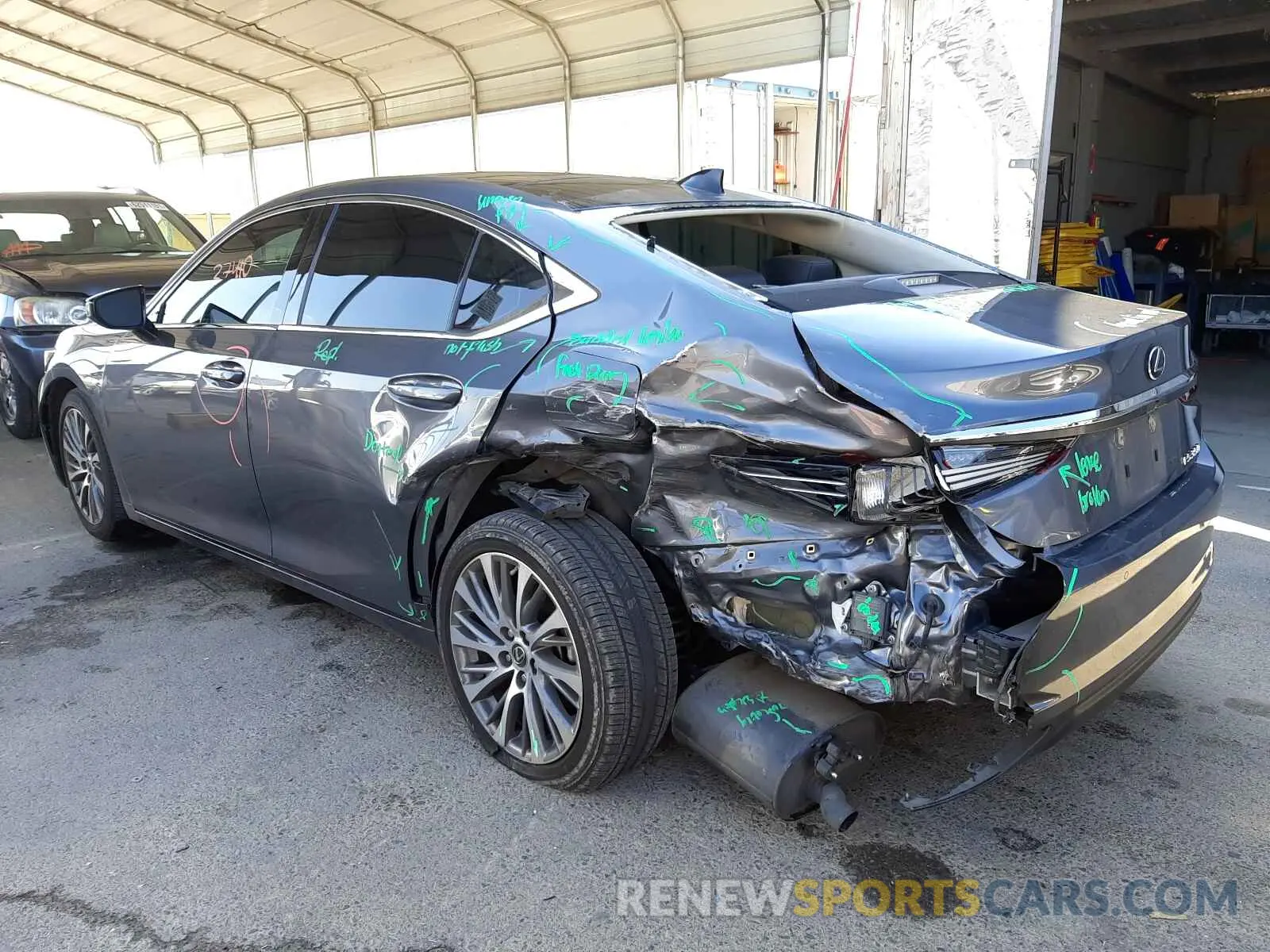 3 Photograph of a damaged car 58ABZ1B11KU012426 LEXUS ES350 2019