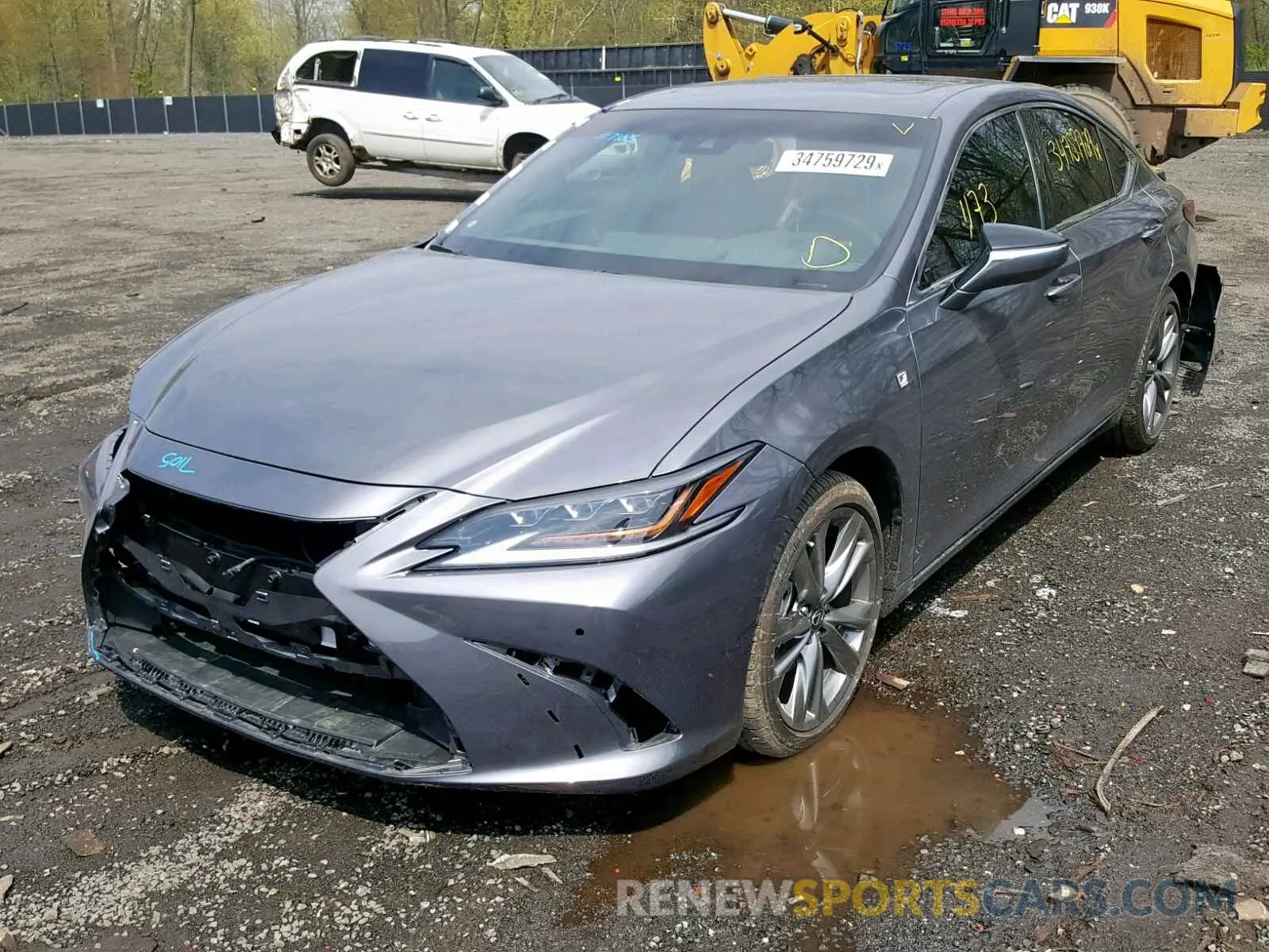 2 Photograph of a damaged car 58ABZ1B11KU016377 LEXUS ES350 2019