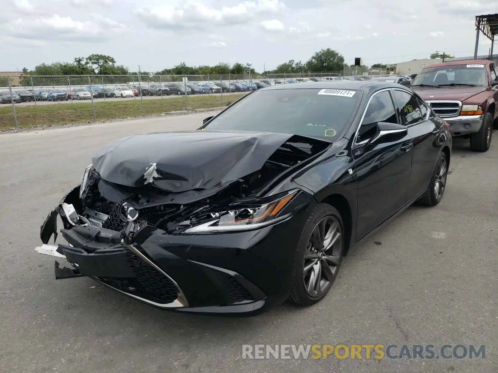 2 Photograph of a damaged car 58ABZ1B11KU016914 LEXUS ES350 2019