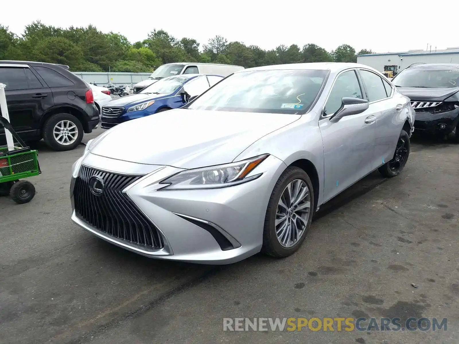 2 Photograph of a damaged car 58ABZ1B11KU022146 LEXUS ES350 2019