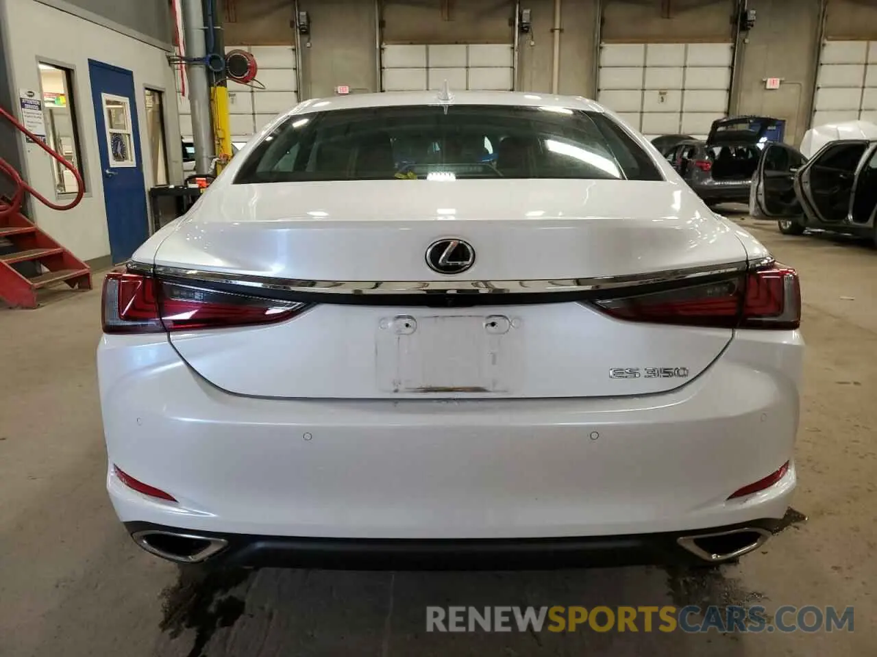 6 Photograph of a damaged car 58ABZ1B11KU025886 LEXUS ES350 2019