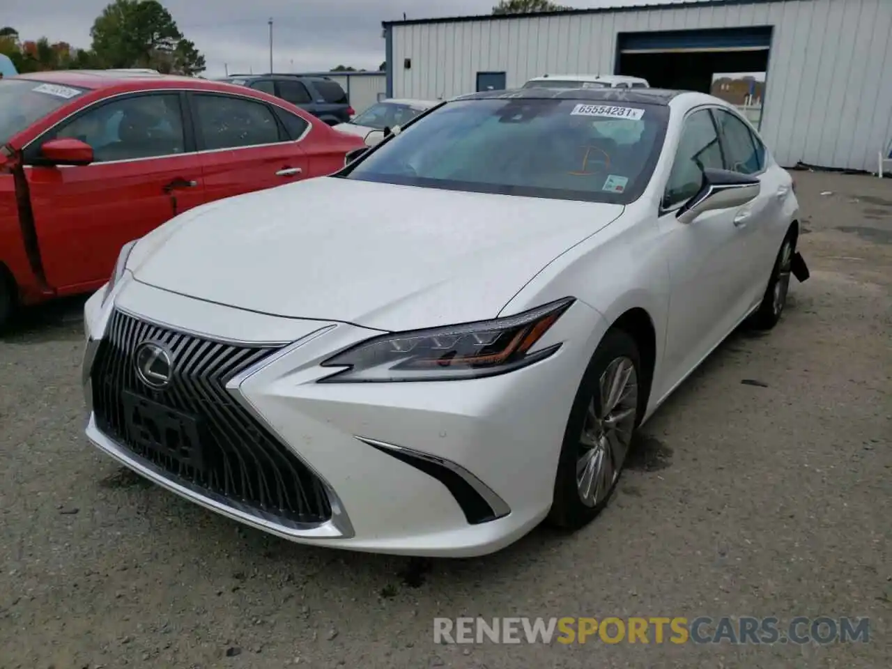 2 Photograph of a damaged car 58ABZ1B11KU030649 LEXUS ES350 2019