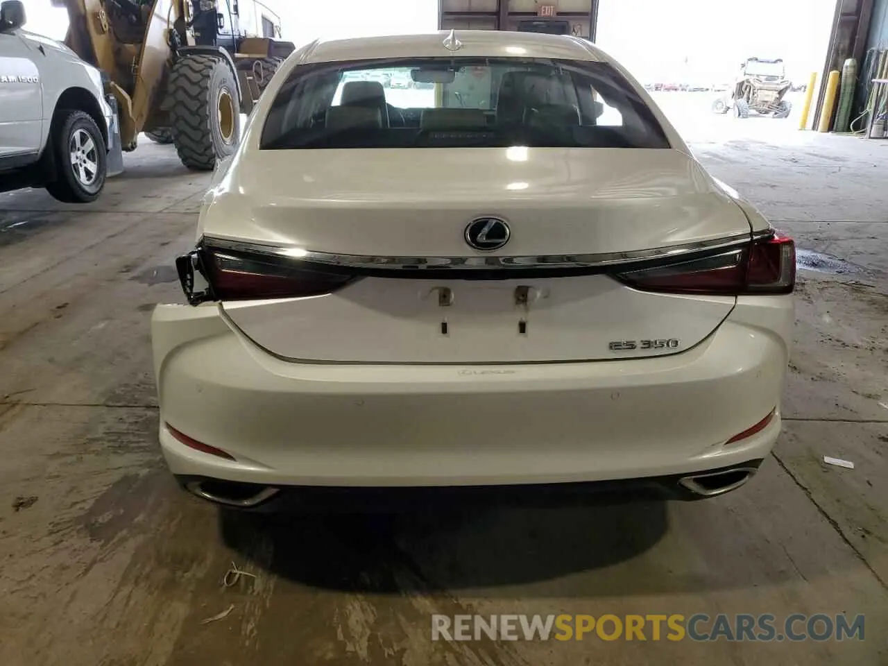 6 Photograph of a damaged car 58ABZ1B11KU039027 LEXUS ES350 2019