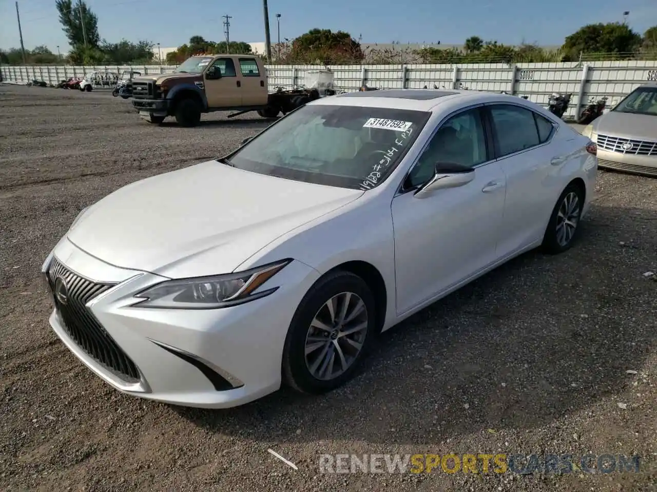 2 Photograph of a damaged car 58ABZ1B11KU045104 LEXUS ES350 2019