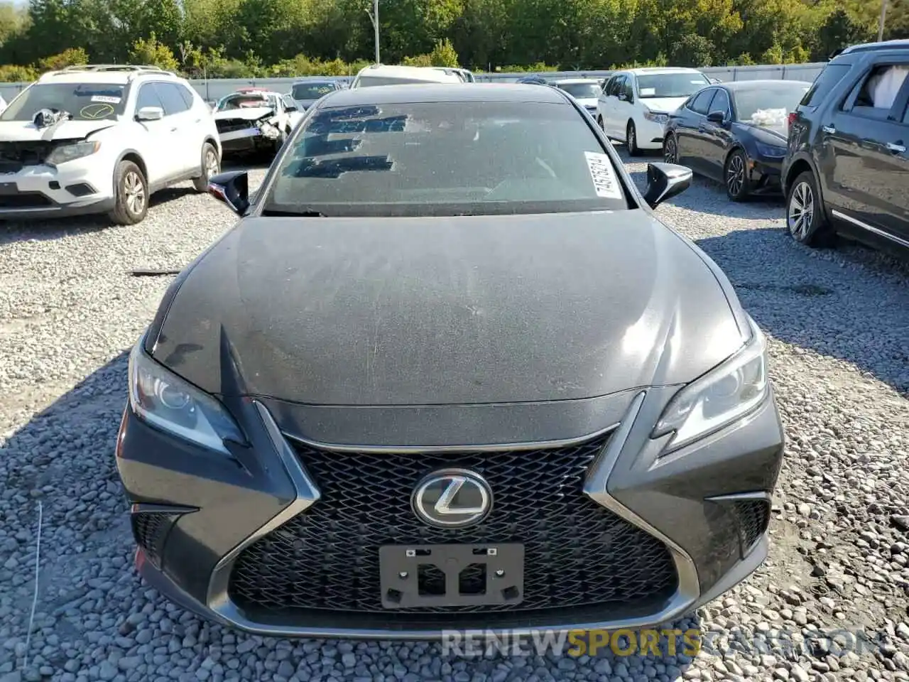 5 Photograph of a damaged car 58ABZ1B11KU046334 LEXUS ES350 2019