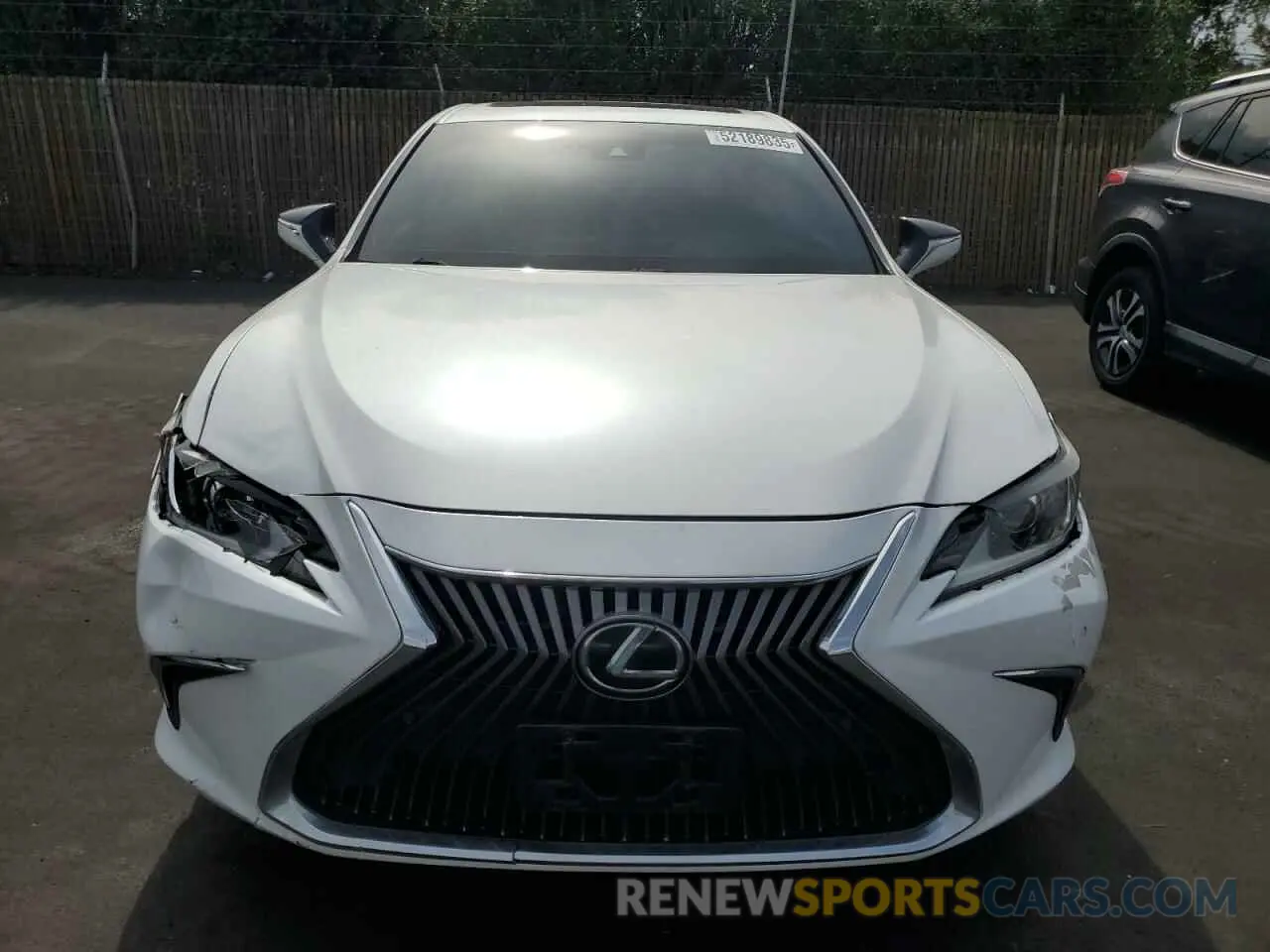 5 Photograph of a damaged car 58ABZ1B11KU047127 LEXUS ES350 2019
