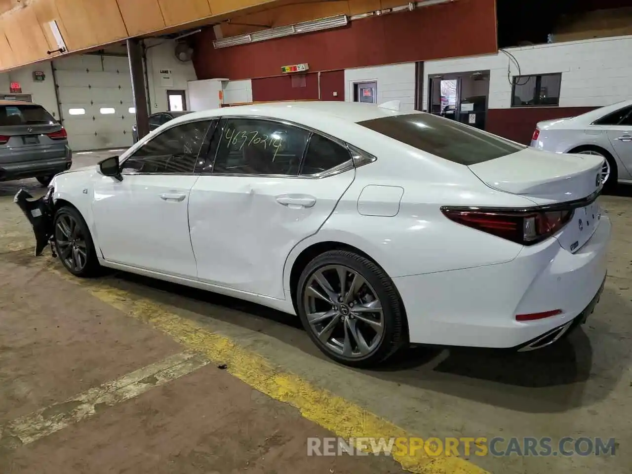 2 Photograph of a damaged car 58ABZ1B11KU047385 LEXUS ES350 2019