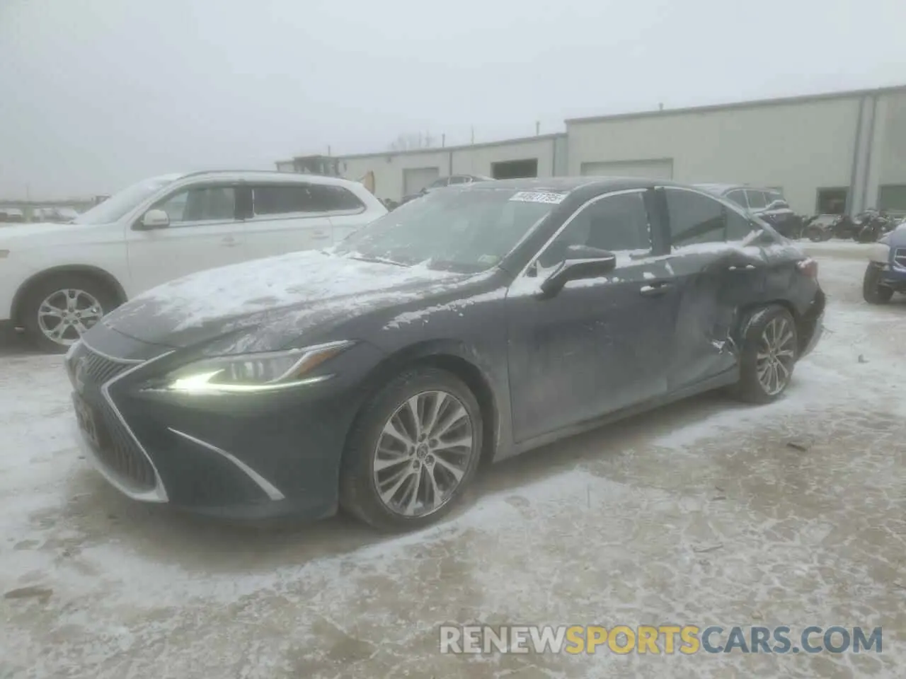 1 Photograph of a damaged car 58ABZ1B11KU049685 LEXUS ES350 2019