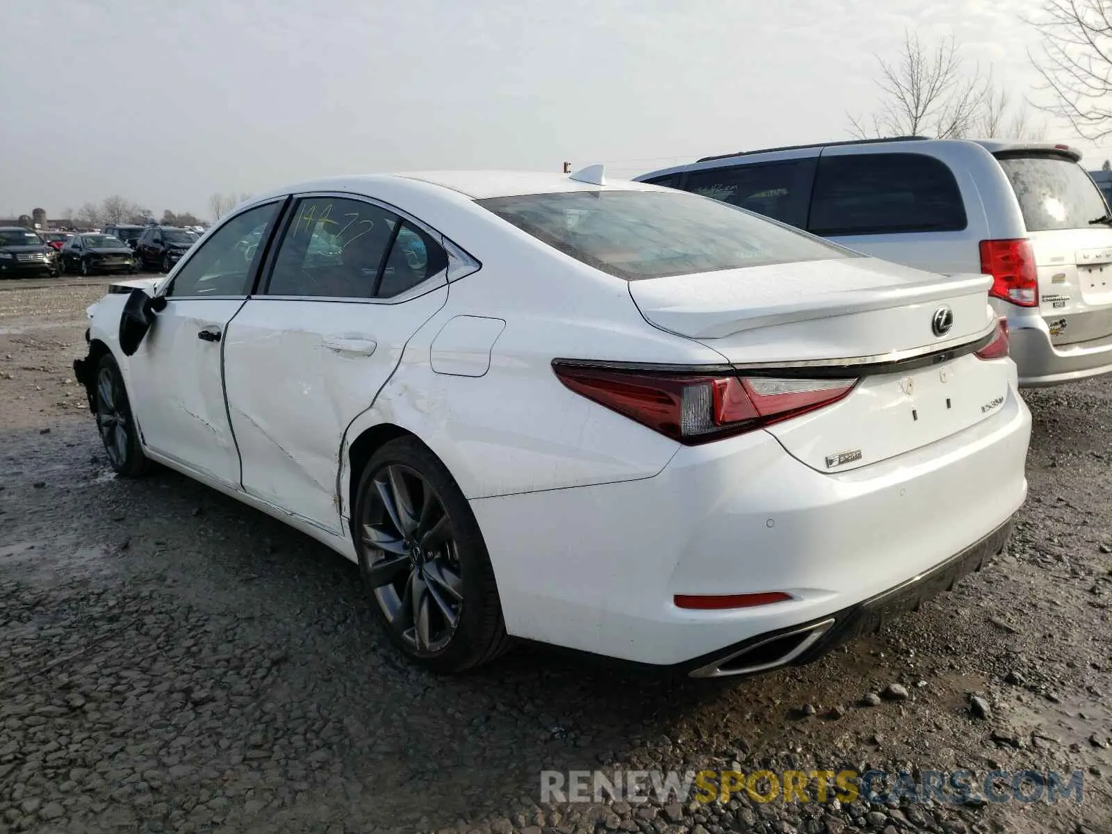 3 Photograph of a damaged car 58ABZ1B11KU050805 LEXUS ES350 2019