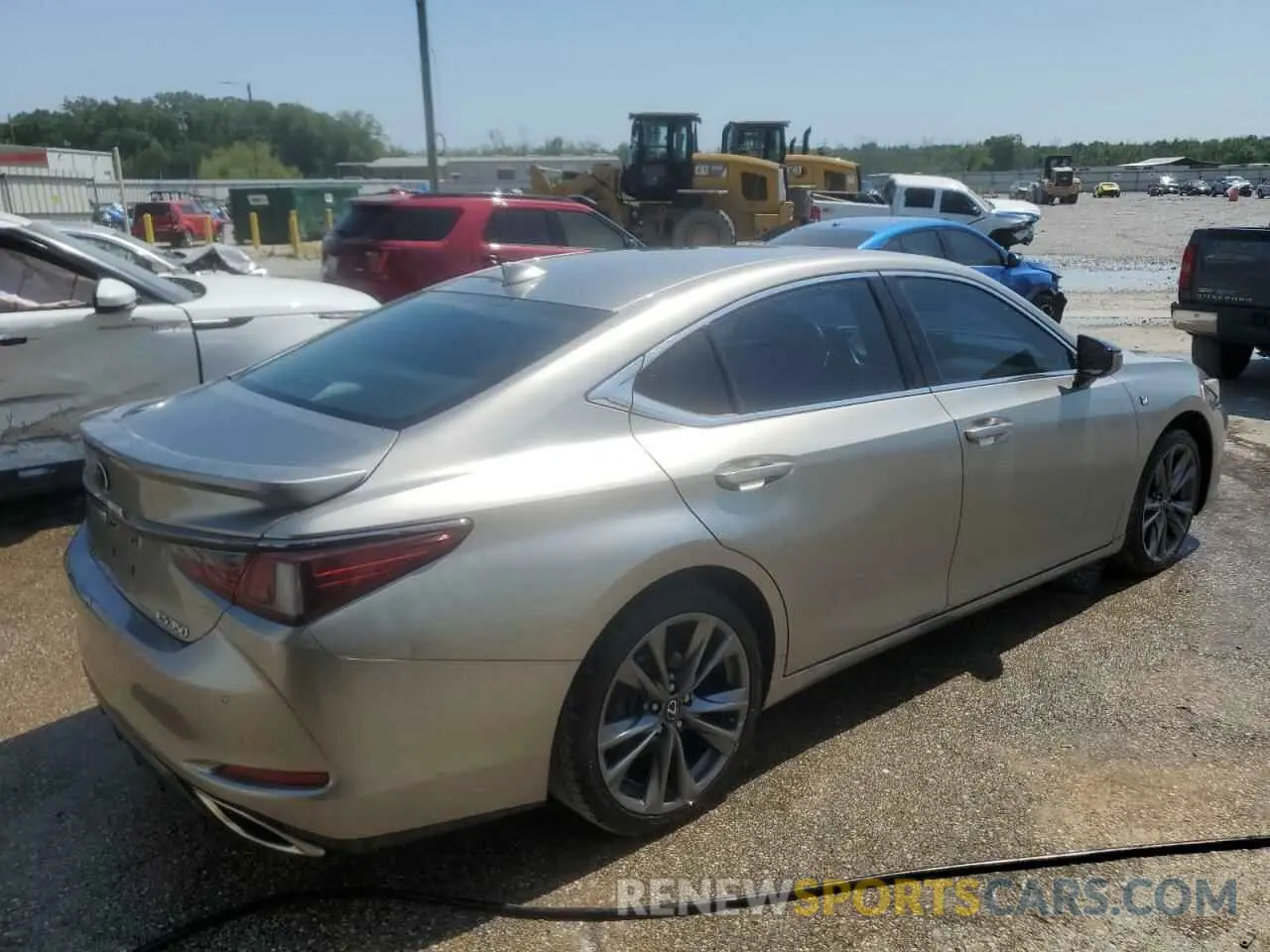 3 Photograph of a damaged car 58ABZ1B11KU051114 LEXUS ES350 2019