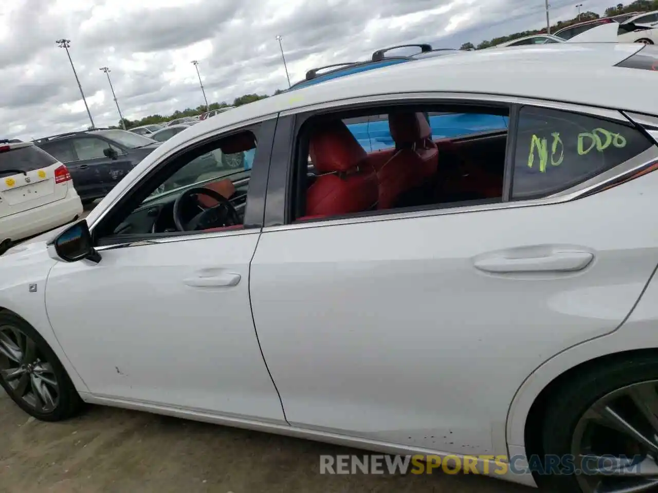 9 Photograph of a damaged car 58ABZ1B12KU001404 LEXUS ES350 2019