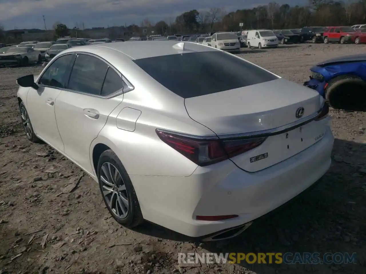 3 Photograph of a damaged car 58ABZ1B12KU027047 LEXUS ES350 2019