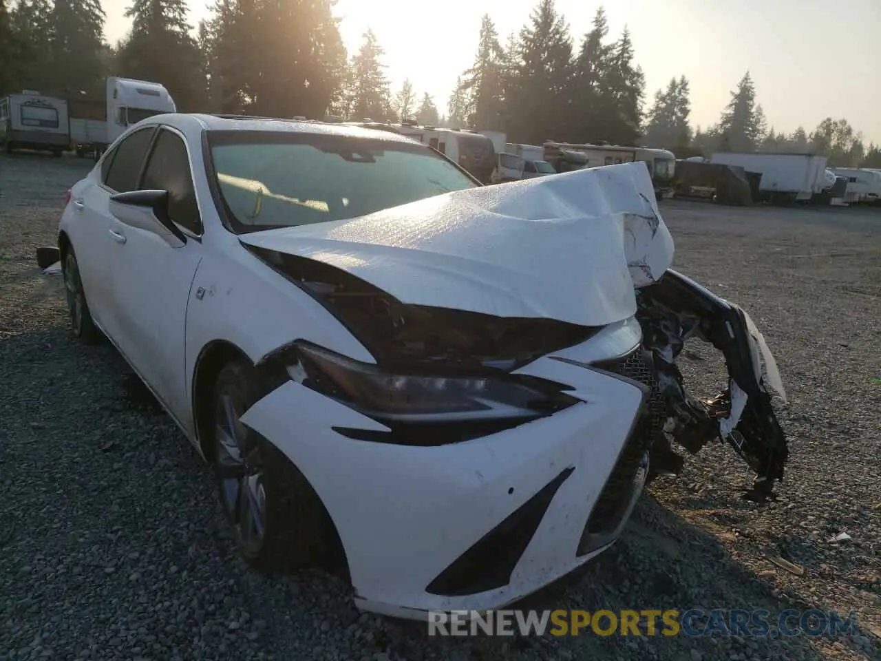 1 Photograph of a damaged car 58ABZ1B12KU029123 LEXUS ES350 2019