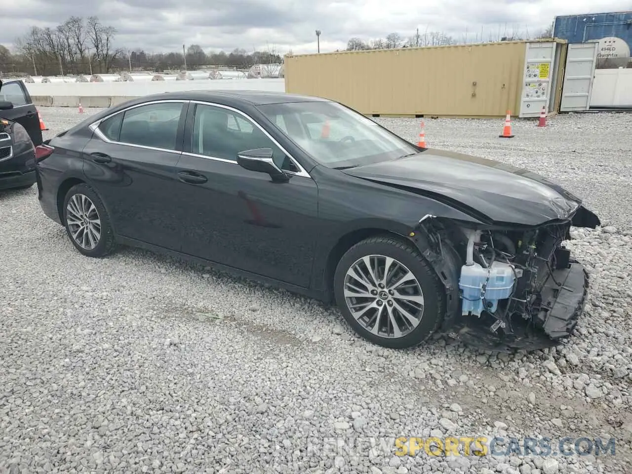 4 Photograph of a damaged car 58ABZ1B12KU030028 LEXUS ES350 2019