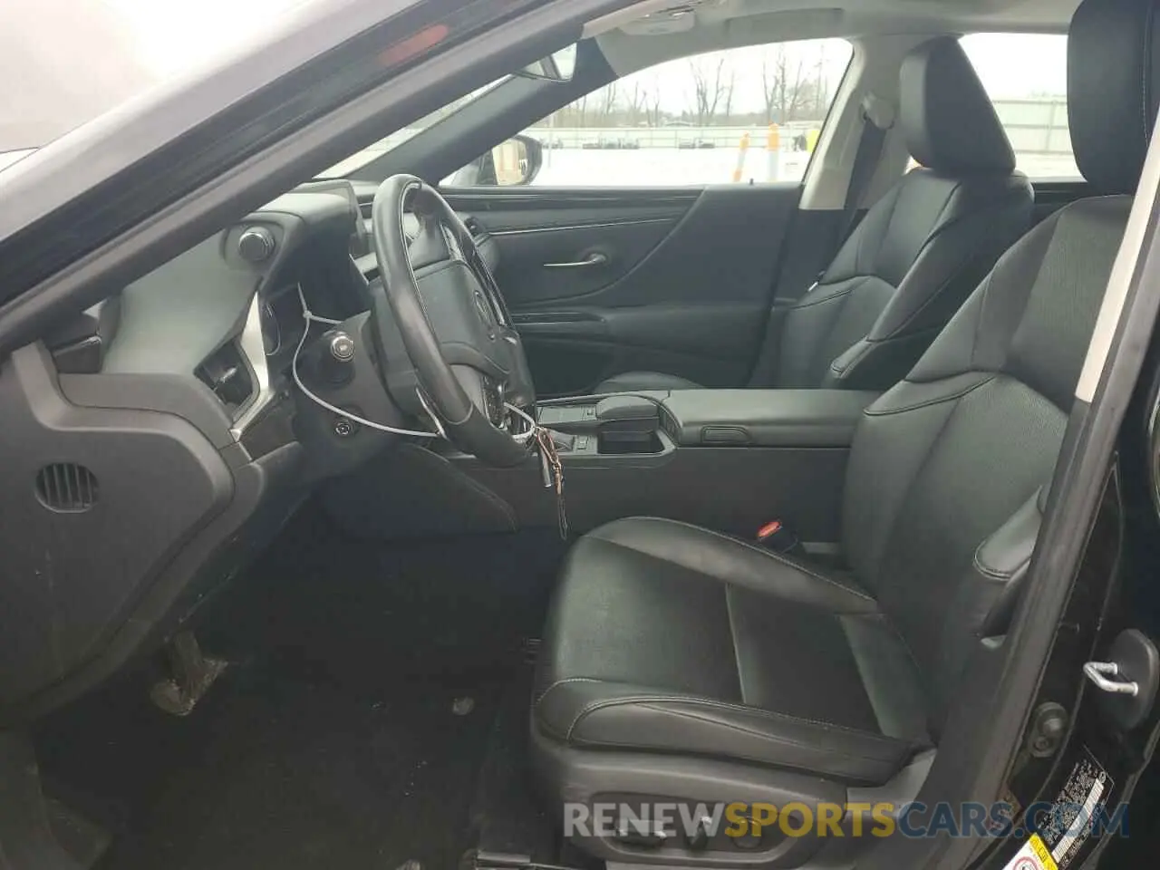 7 Photograph of a damaged car 58ABZ1B12KU030028 LEXUS ES350 2019