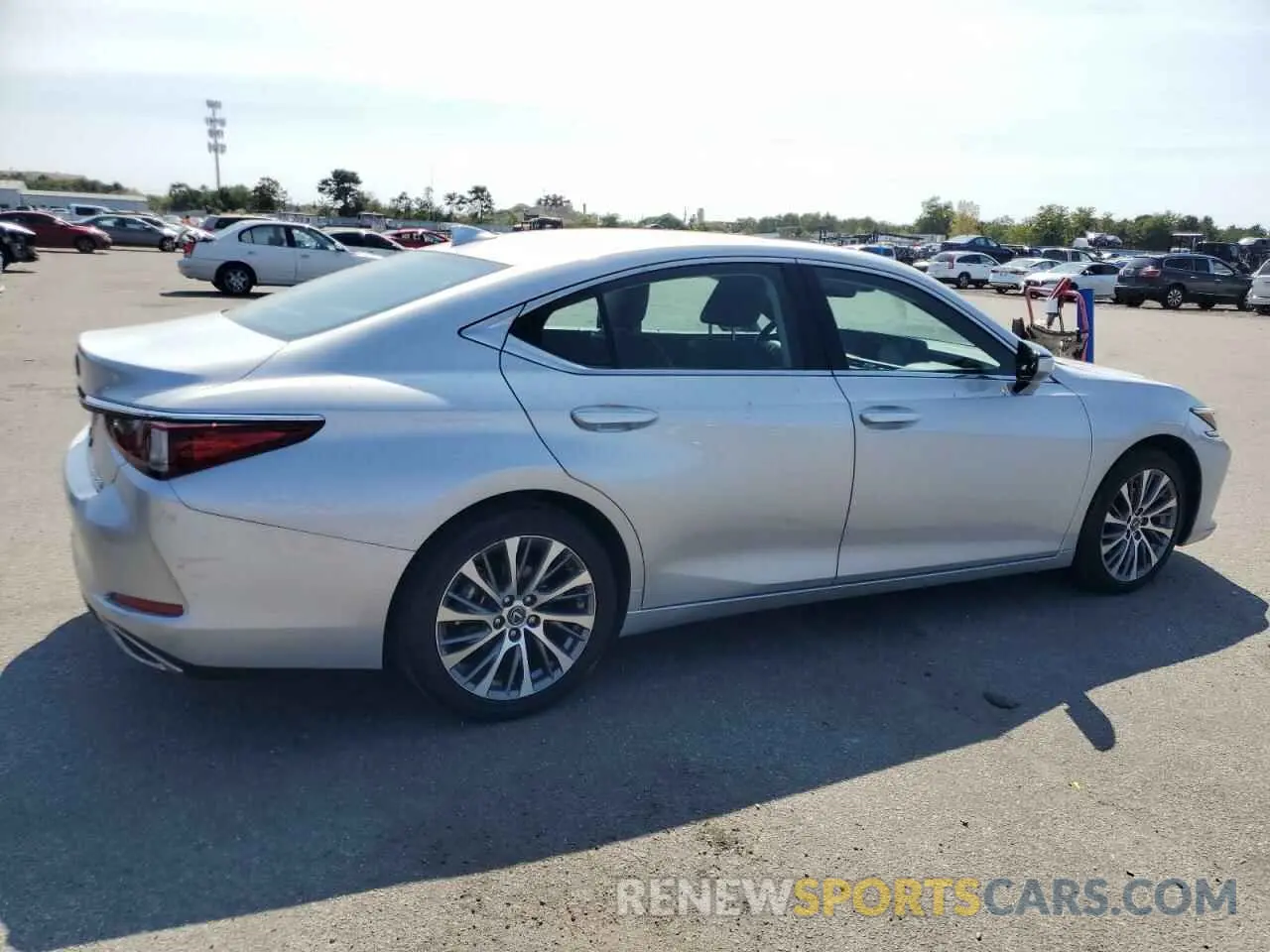 3 Photograph of a damaged car 58ABZ1B12KU040106 LEXUS ES350 2019