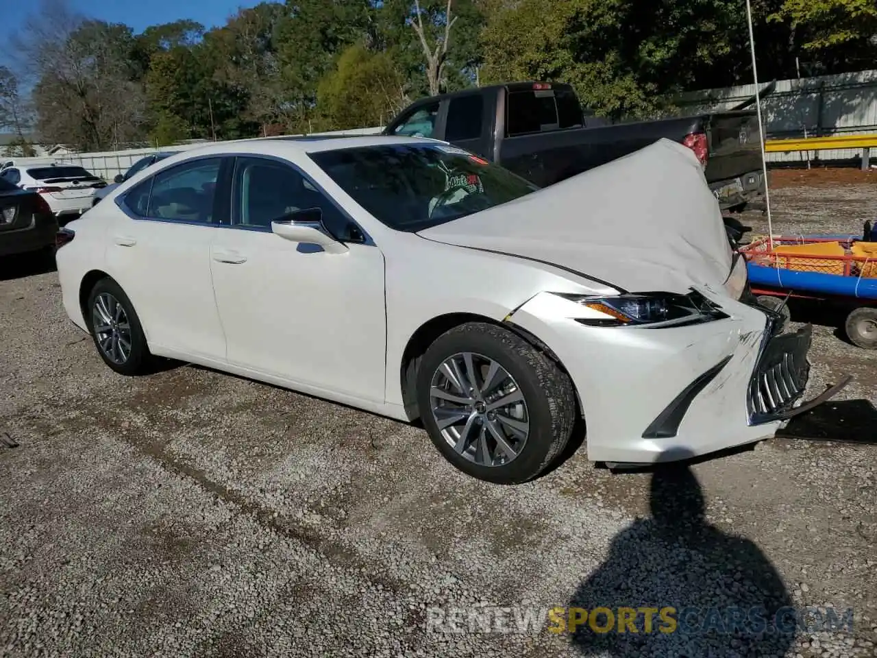 4 Photograph of a damaged car 58ABZ1B12KU041885 LEXUS ES350 2019