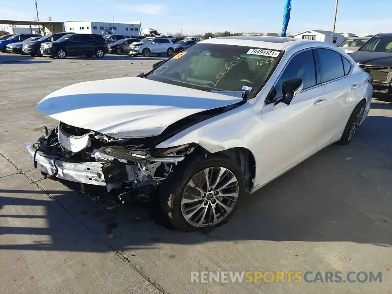 2 Photograph of a damaged car 58ABZ1B12KU046732 LEXUS ES350 2019