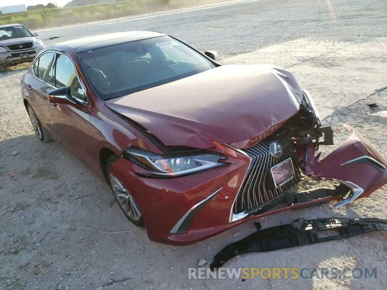 1 Photograph of a damaged car 58ABZ1B13KU002870 LEXUS ES350 2019