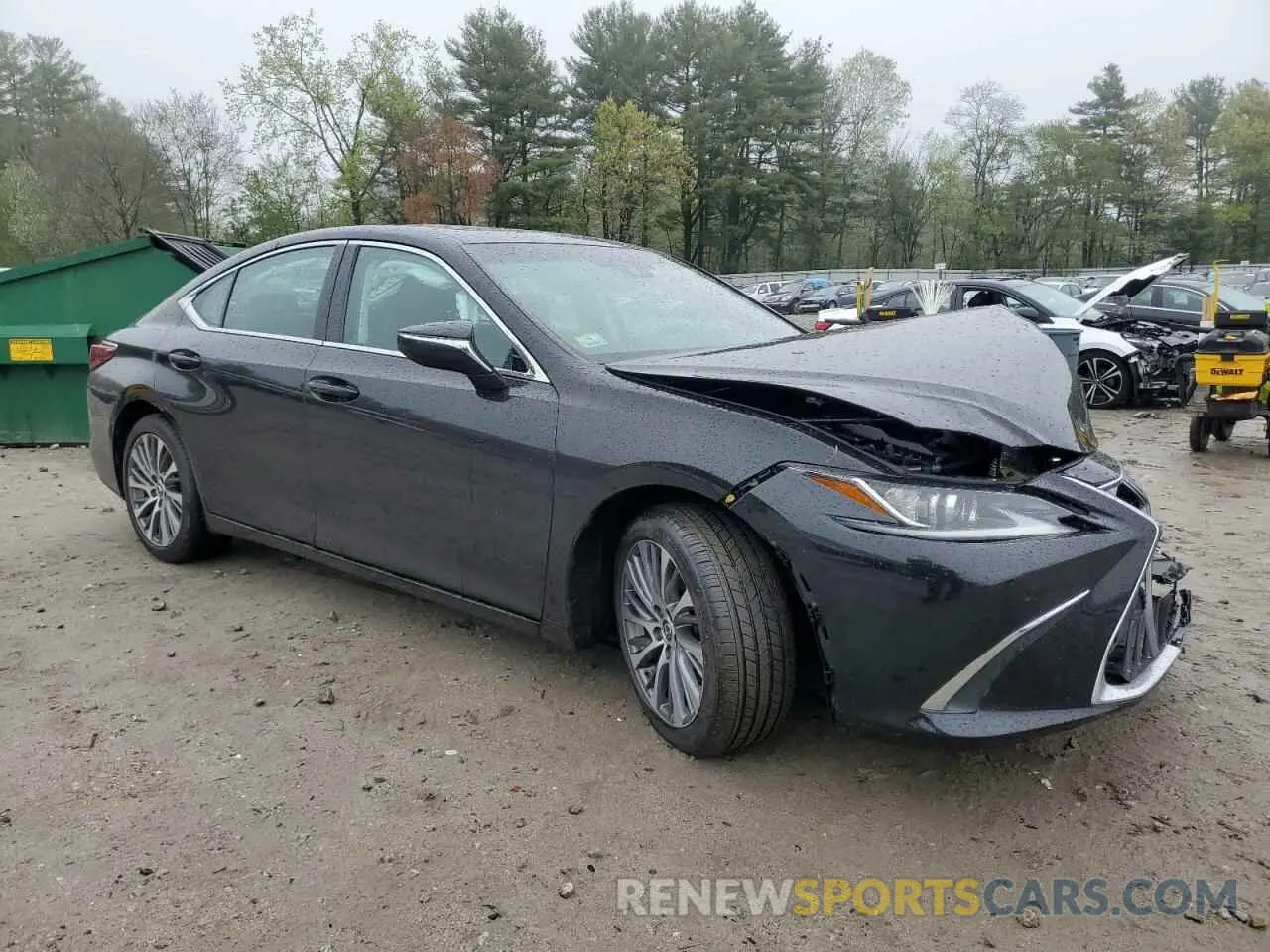 4 Photograph of a damaged car 58ABZ1B13KU004618 LEXUS ES350 2019