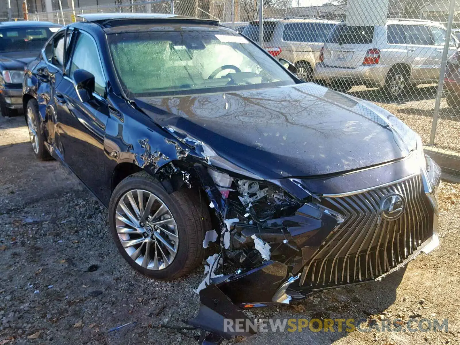 1 Photograph of a damaged car 58ABZ1B13KU009396 LEXUS ES350 2019