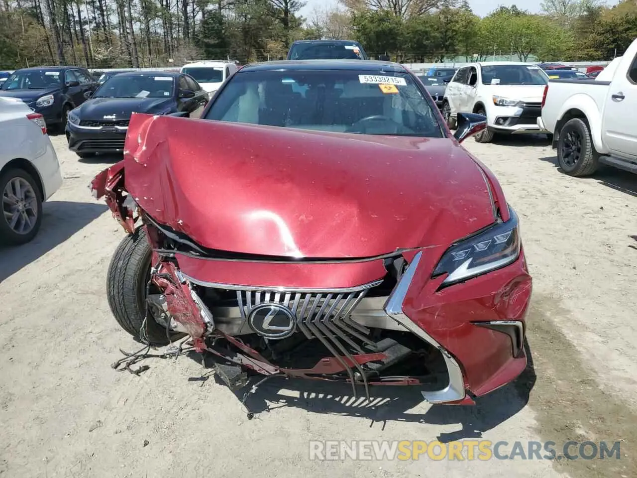 5 Photograph of a damaged car 58ABZ1B13KU010127 LEXUS ES350 2019