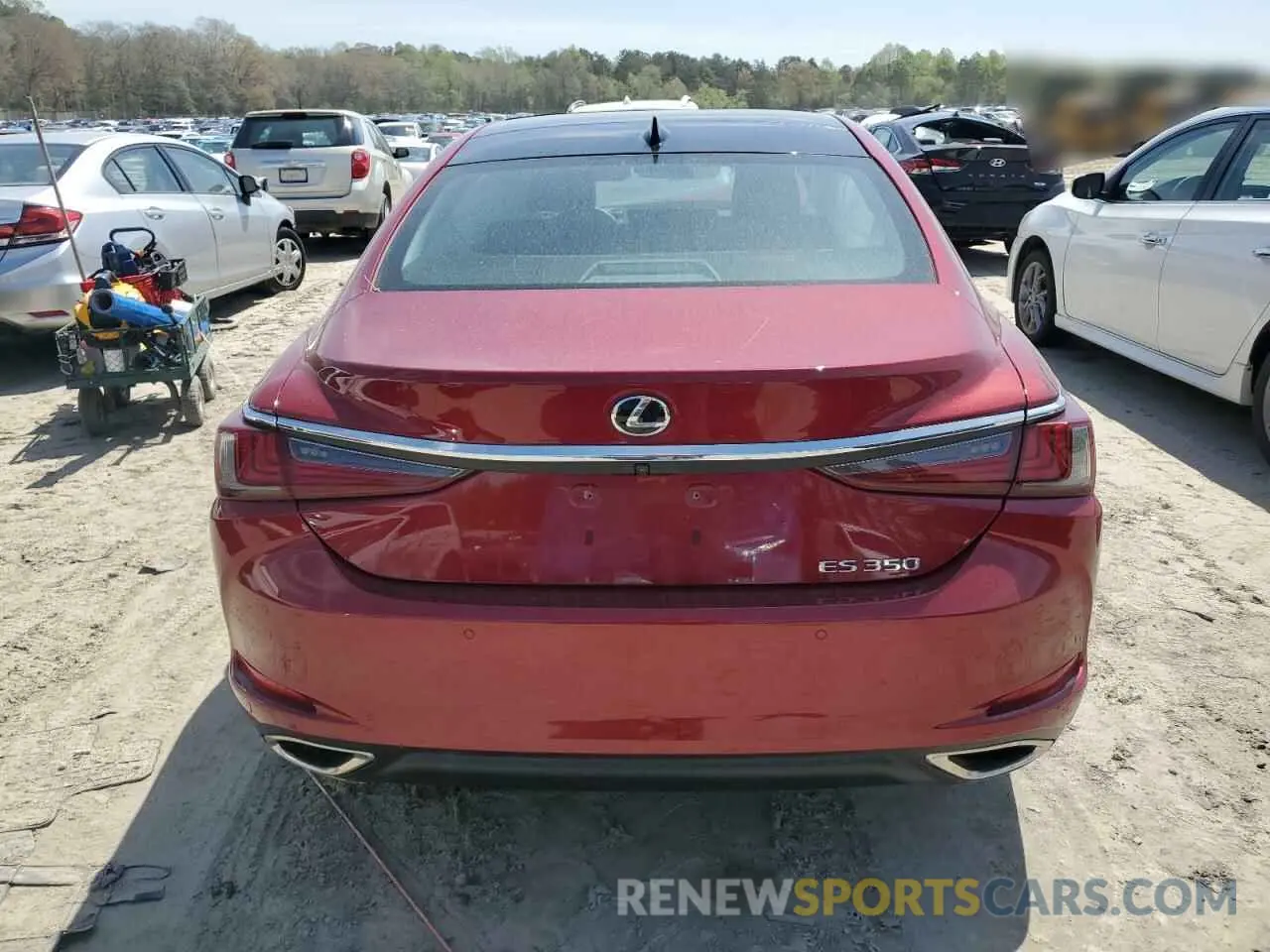 6 Photograph of a damaged car 58ABZ1B13KU010127 LEXUS ES350 2019