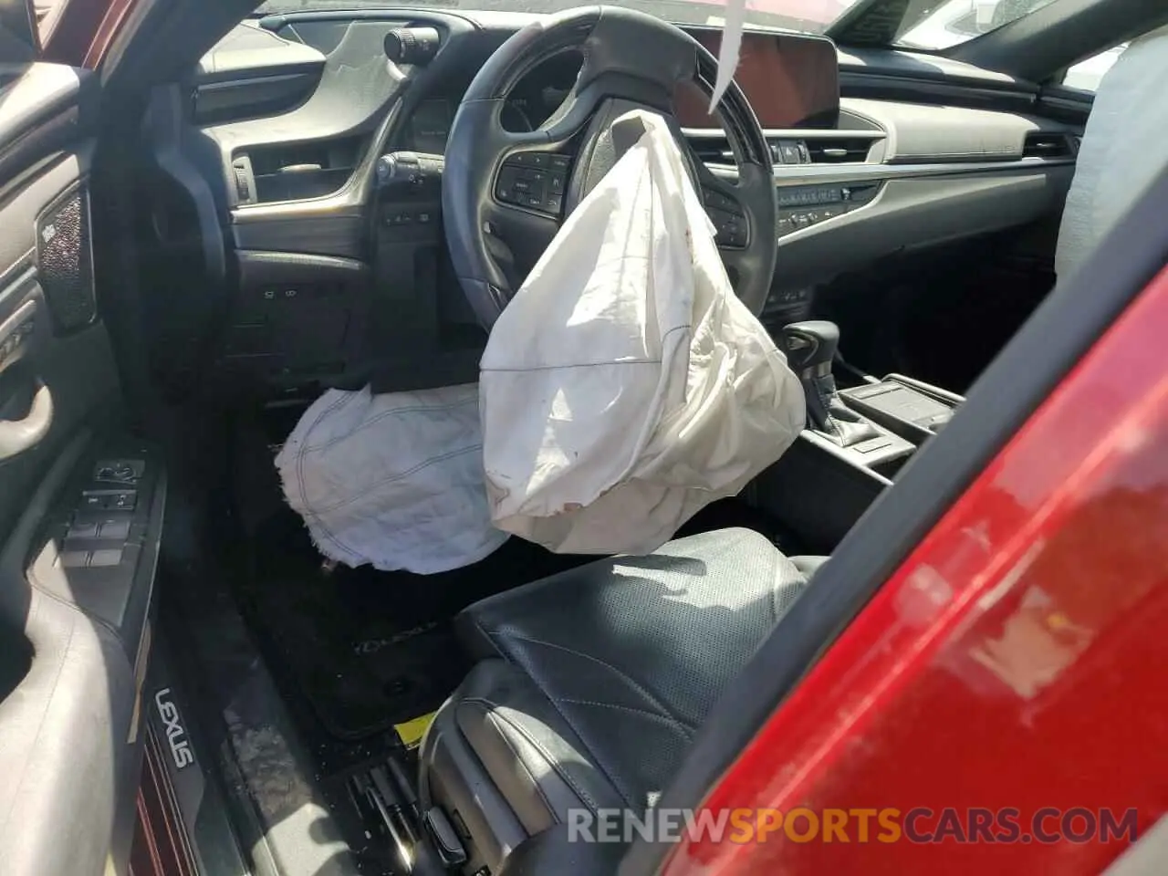 8 Photograph of a damaged car 58ABZ1B13KU010127 LEXUS ES350 2019