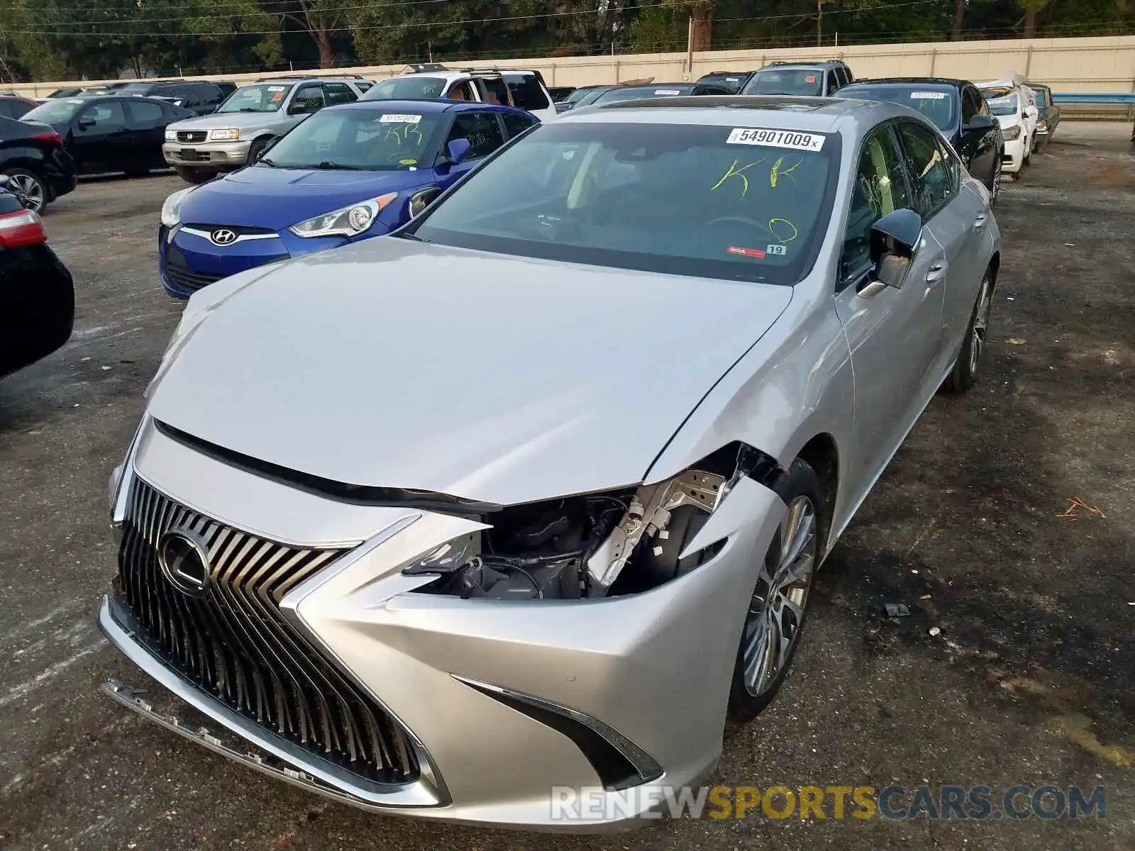 2 Photograph of a damaged car 58ABZ1B13KU018177 LEXUS ES350 2019