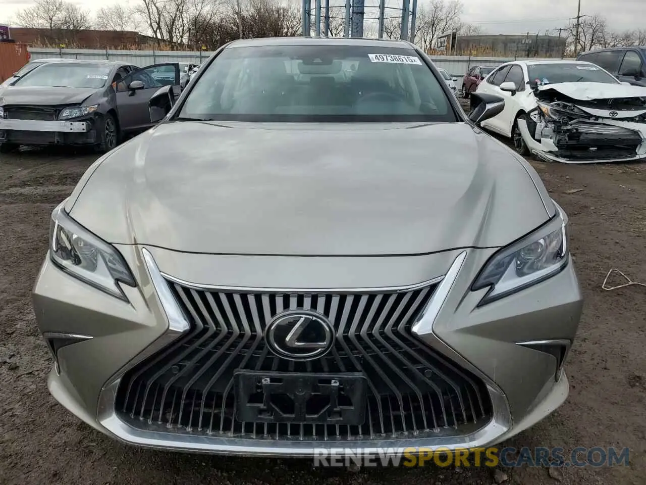 5 Photograph of a damaged car 58ABZ1B13KU021015 LEXUS ES350 2019