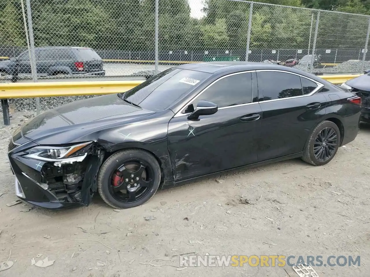 1 Photograph of a damaged car 58ABZ1B13KU024903 LEXUS ES350 2019