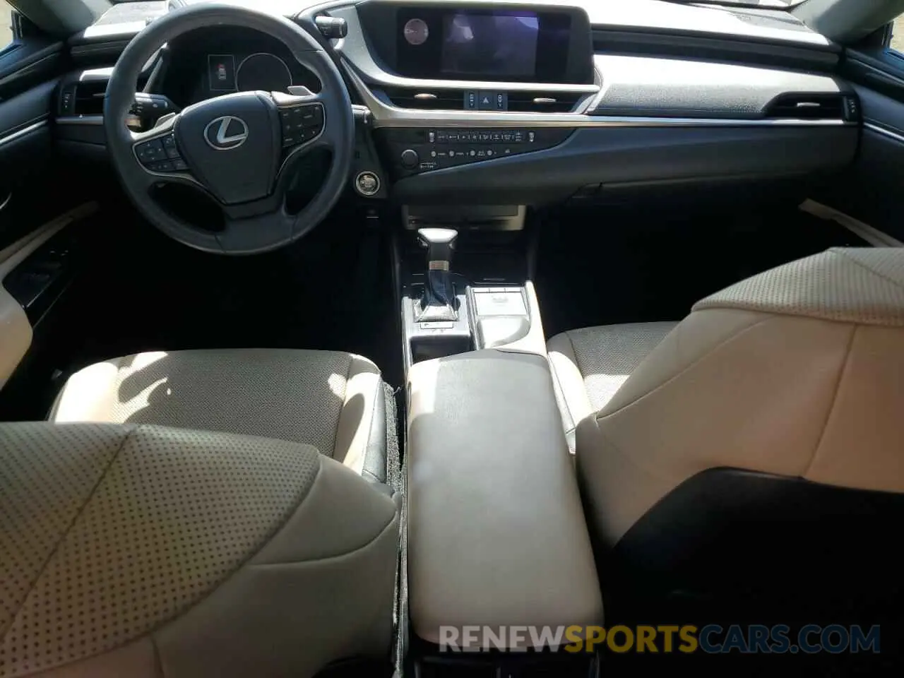 8 Photograph of a damaged car 58ABZ1B13KU034797 LEXUS ES350 2019