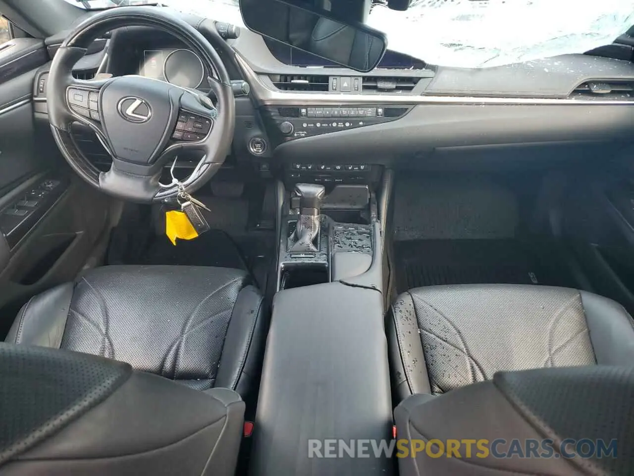 9 Photograph of a damaged car 58ABZ1B14KU002554 LEXUS ES350 2019