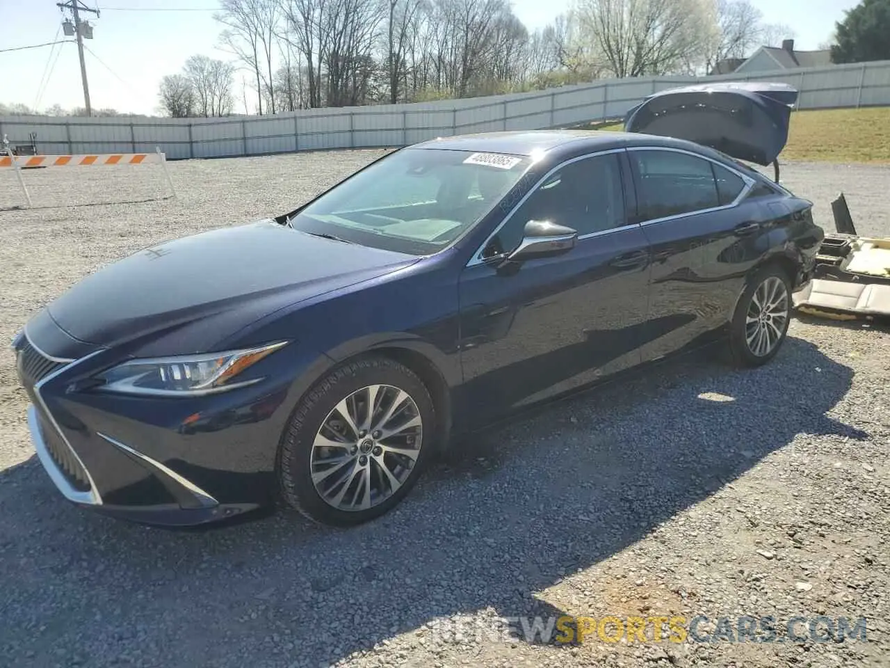 1 Photograph of a damaged car 58ABZ1B14KU006555 LEXUS ES350 2019