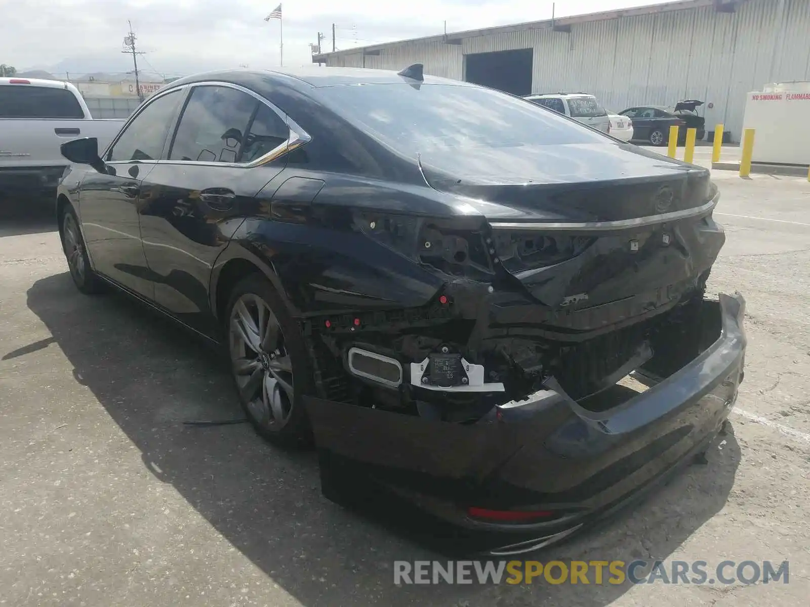 3 Photograph of a damaged car 58ABZ1B14KU013943 LEXUS ES350 2019