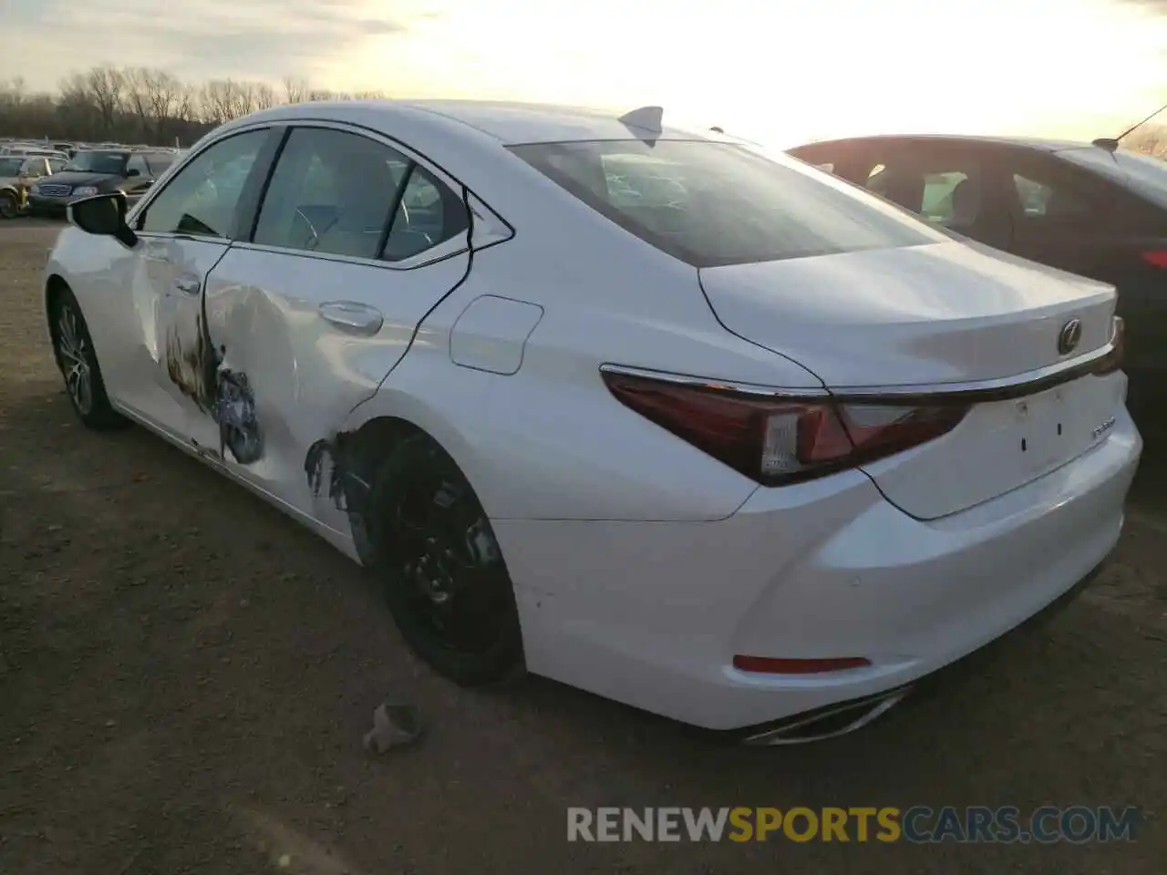 3 Photograph of a damaged car 58ABZ1B14KU019287 LEXUS ES350 2019