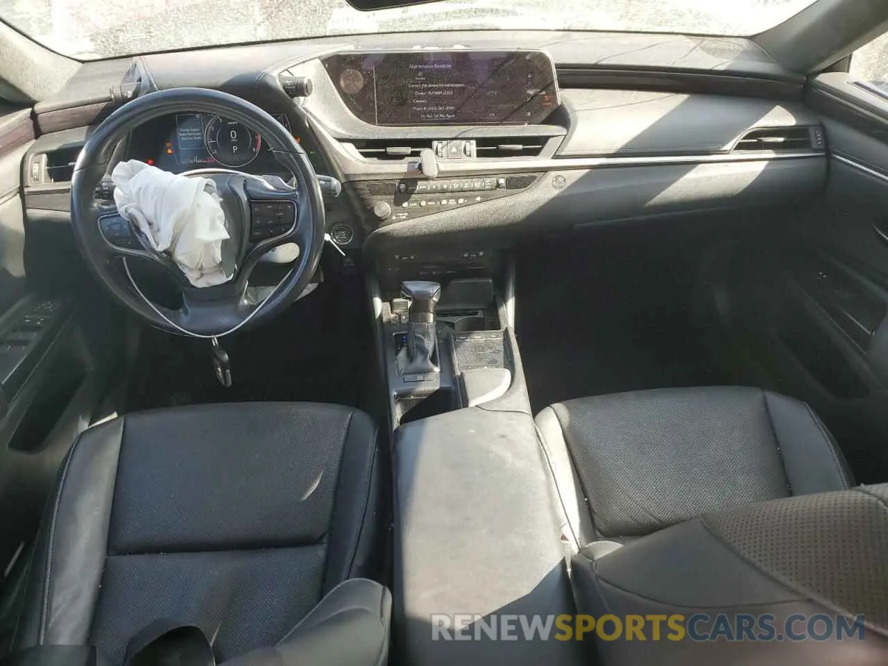 8 Photograph of a damaged car 58ABZ1B14KU023159 LEXUS ES350 2019