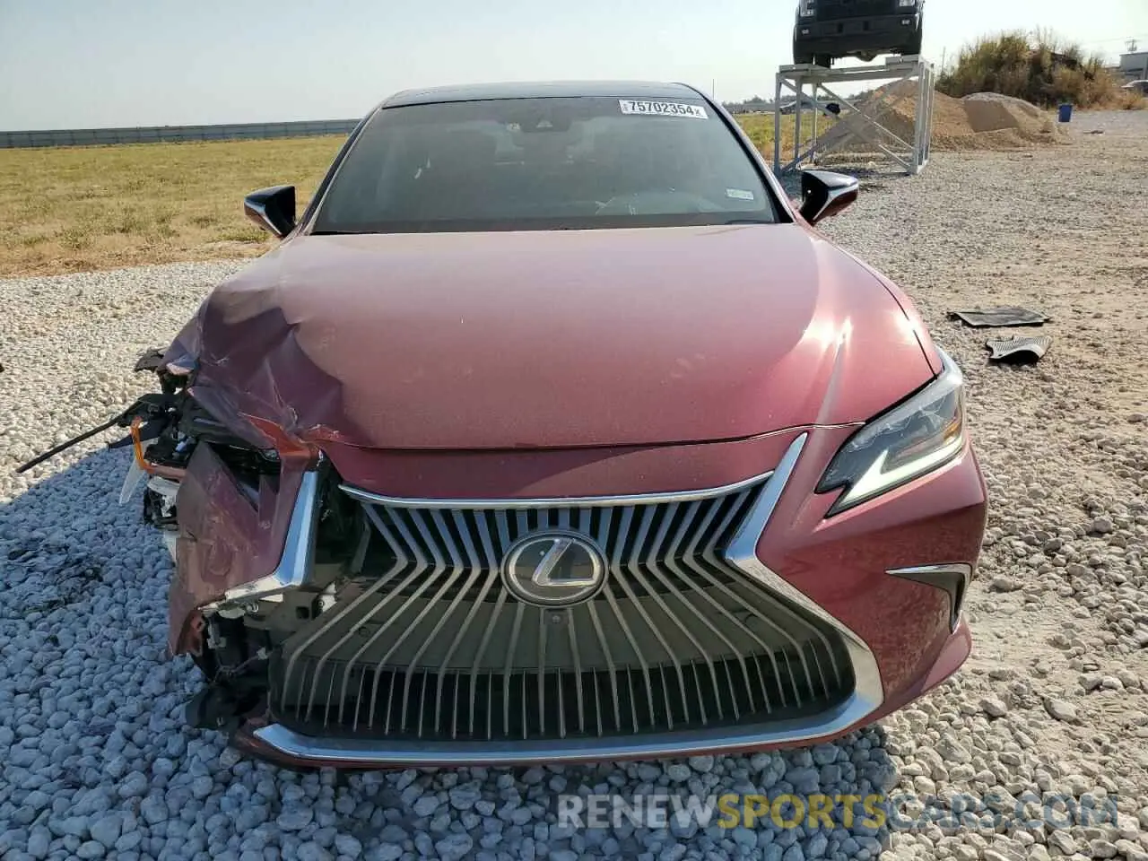 5 Photograph of a damaged car 58ABZ1B14KU024862 LEXUS ES350 2019