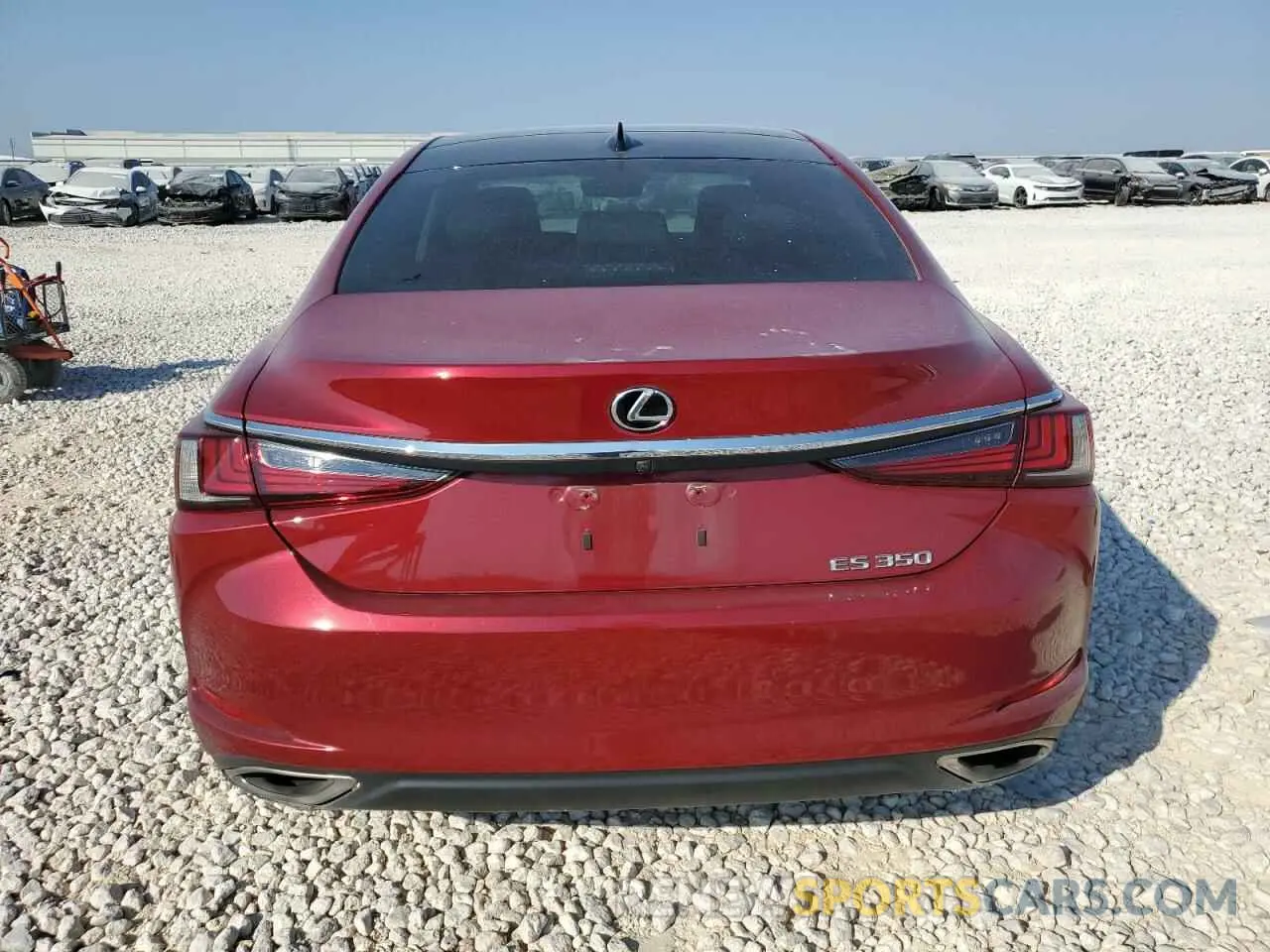 6 Photograph of a damaged car 58ABZ1B14KU024862 LEXUS ES350 2019