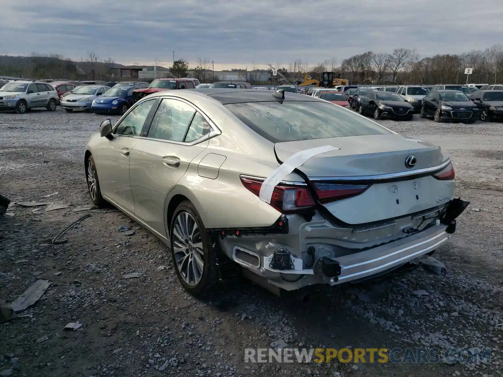 3 Photograph of a damaged car 58ABZ1B14KU026529 LEXUS ES350 2019