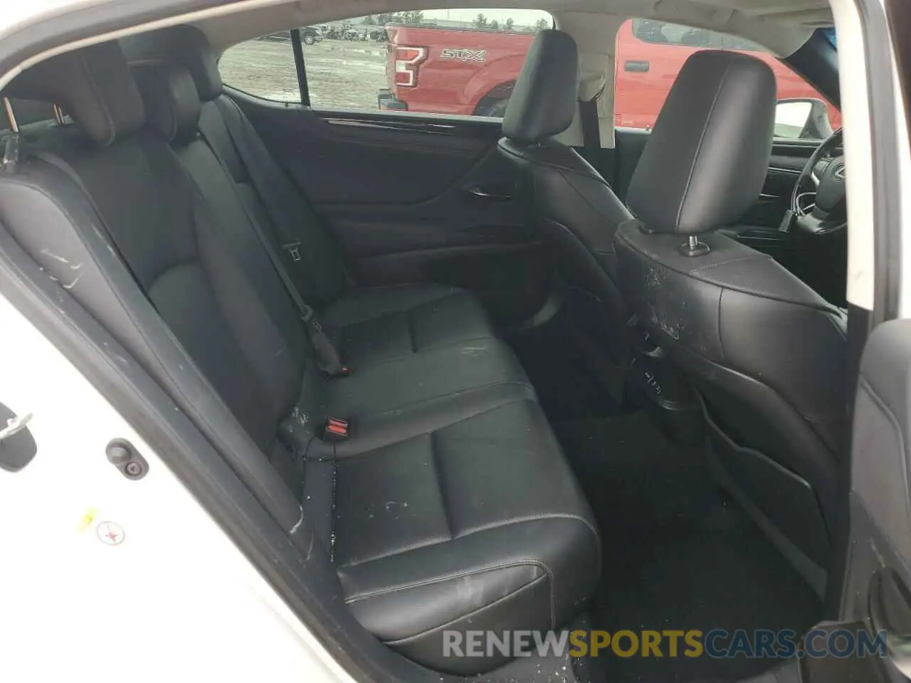 10 Photograph of a damaged car 58ABZ1B14KU041273 LEXUS ES350 2019