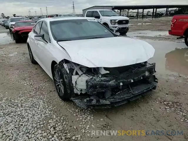 11 Photograph of a damaged car 58ABZ1B14KU041273 LEXUS ES350 2019