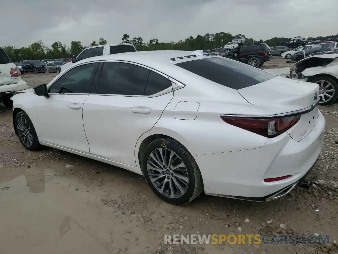2 Photograph of a damaged car 58ABZ1B14KU041273 LEXUS ES350 2019