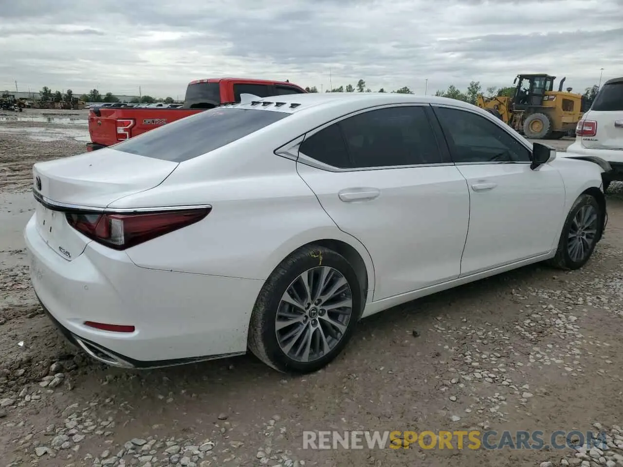 3 Photograph of a damaged car 58ABZ1B14KU041273 LEXUS ES350 2019