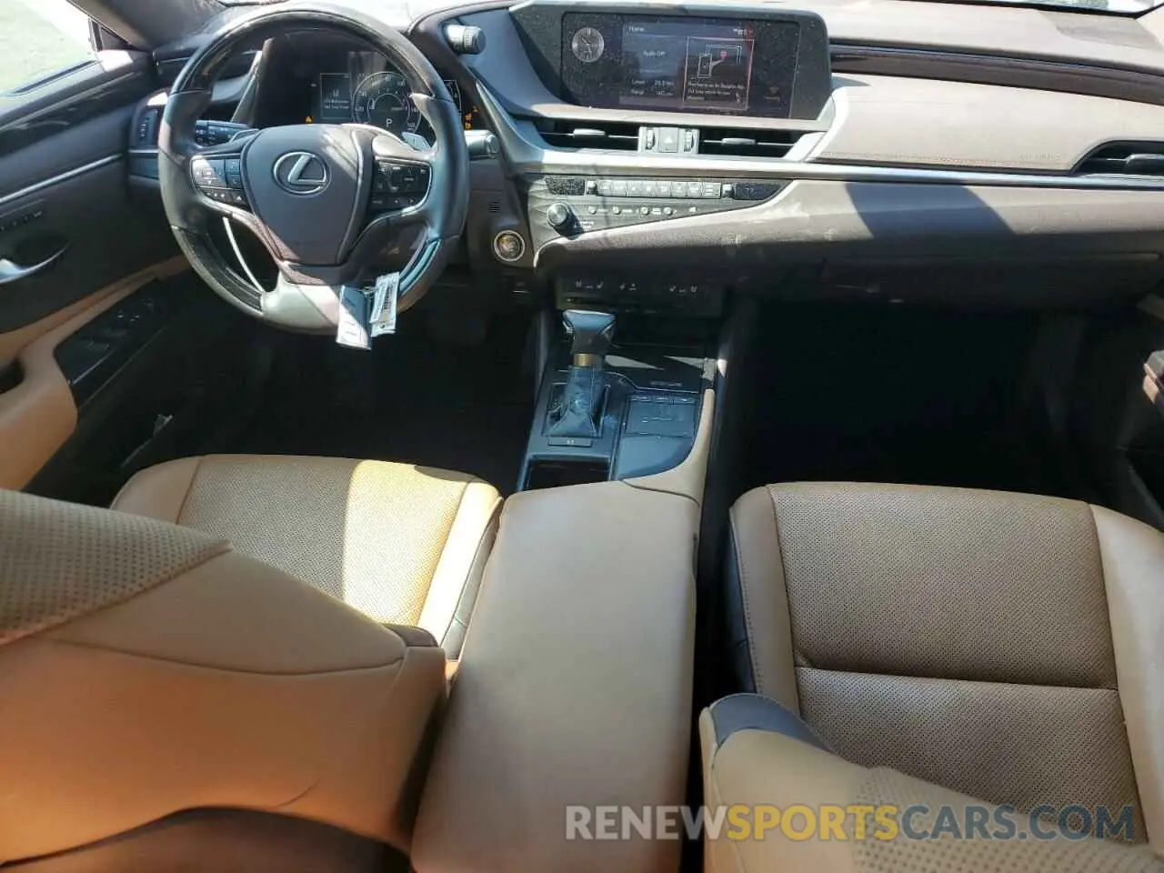 8 Photograph of a damaged car 58ABZ1B14KU046974 LEXUS ES350 2019