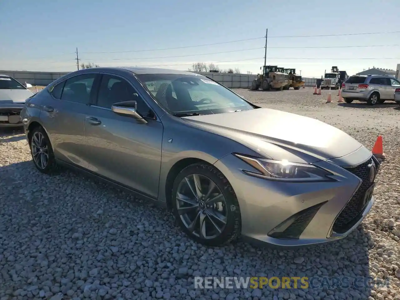 4 Photograph of a damaged car 58ABZ1B14KU047851 LEXUS ES350 2019