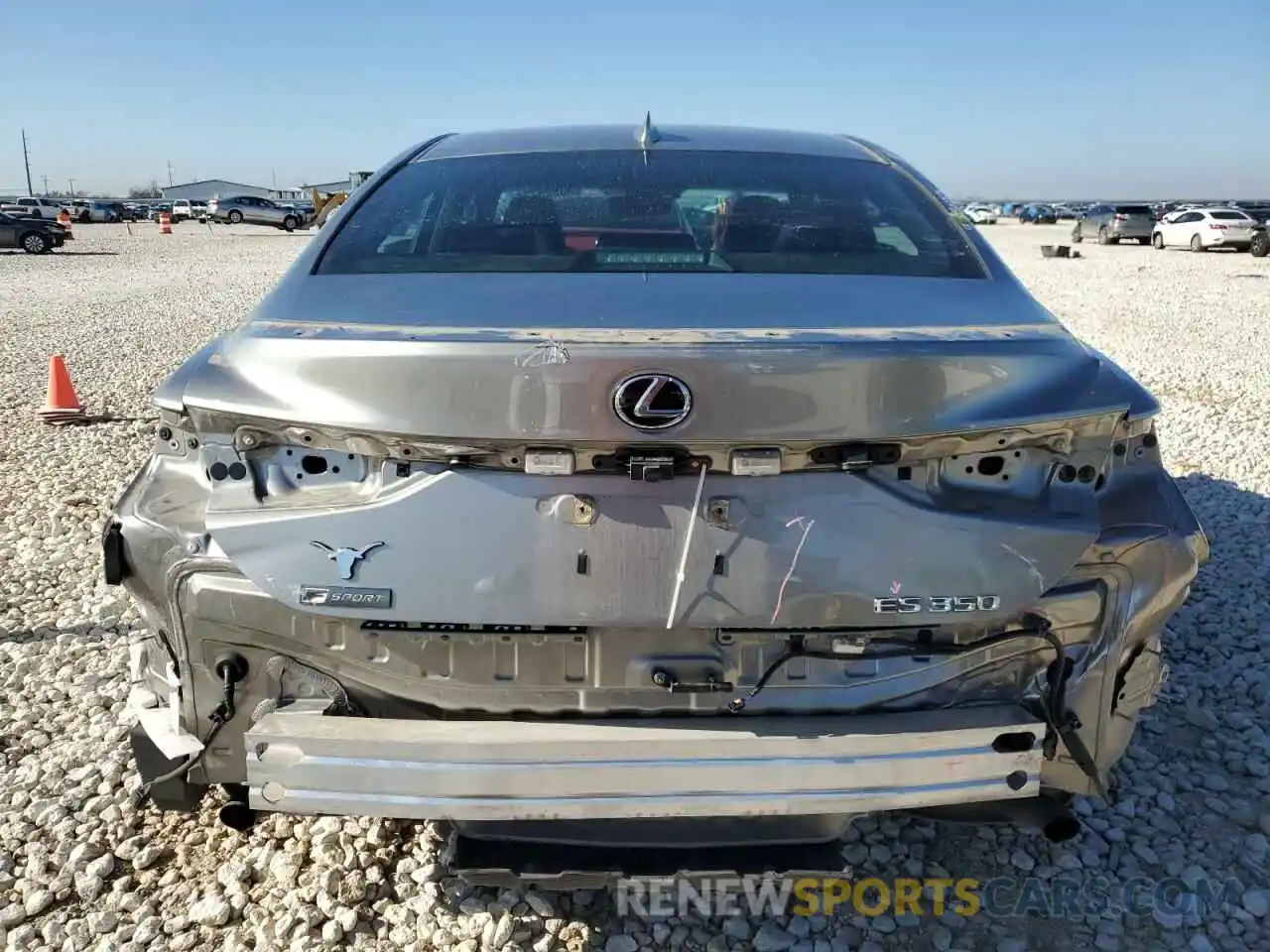 6 Photograph of a damaged car 58ABZ1B14KU047851 LEXUS ES350 2019