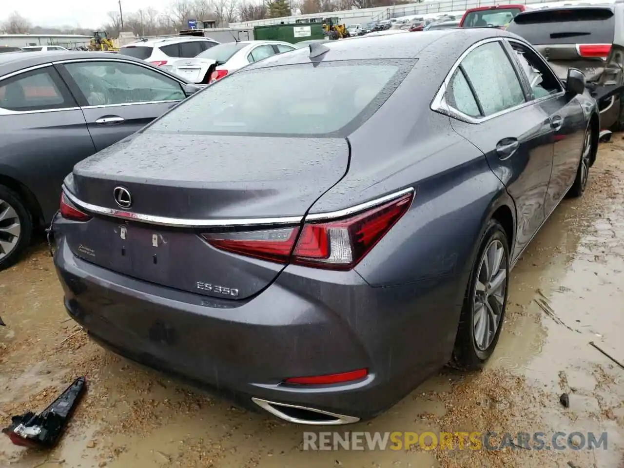 4 Photograph of a damaged car 58ABZ1B14KU048384 LEXUS ES350 2019